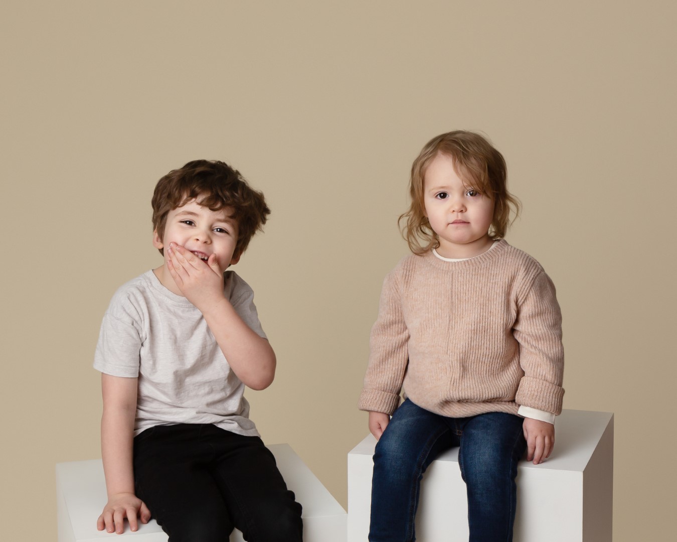 sibling photoshoot glasgow family session